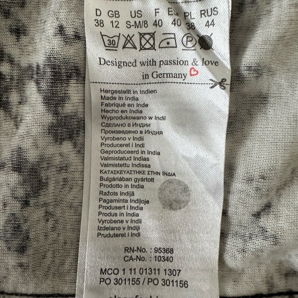 Olsen Europe snakeskin pattern zipped cardigan size S-M/8 - Picture 10 of 14